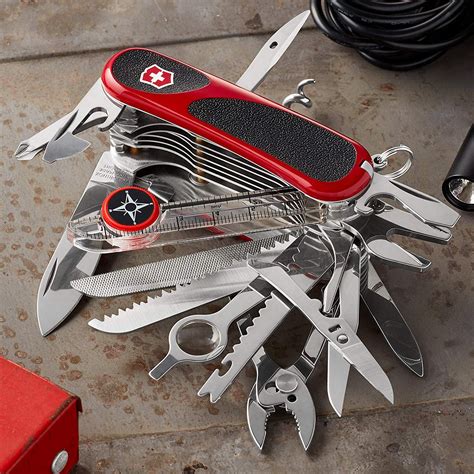 Victorinox gear